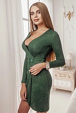 Ukrainian mail order bride Lilia from Kiev with light brown hair and green eye color - image 2