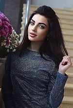 Ukrainian mail order bride Karyna from Kharkov with brunette hair and grey eye color - image 4
