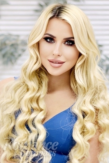 Ukrainian mail order bride Victoria from Kharkiv with blonde hair and brown eye color - image 1