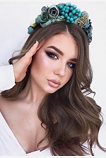 Ukrainian mail order bride Anastasiia from Izmail with light brown hair and blue eye color - image 11