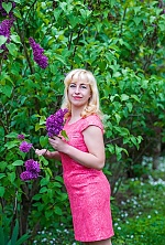 Ukrainian mail order bride Victoria from Kherson with blonde hair and grey eye color - image 2