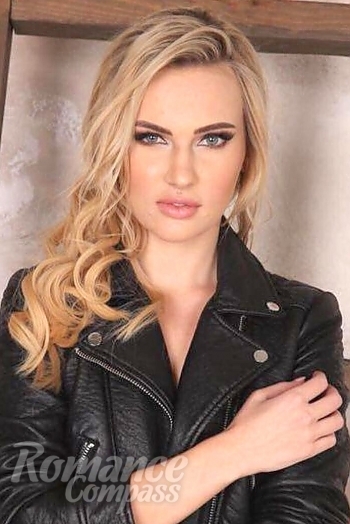 Ukrainian mail order bride Maria from Odessa with blonde hair and hazel eye color - image 1