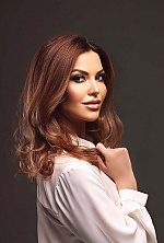 Ukrainian mail order bride Larysa from Dnepr with light brown hair and green eye color - image 2