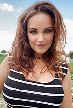 Ukrainian mail order bride Sofia from Kharkov with light brown hair and brown eye color - image 2