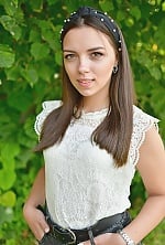 Ukrainian mail order bride Karina from Kharkov with light brown hair and brown eye color - image 4