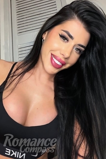 Ukrainian mail order bride Anastasia from Kharkiv with brunette hair and green eye color - image 1