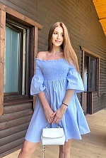 Ukrainian mail order bride Elena from Kiev with light brown hair and brown eye color - image 8
