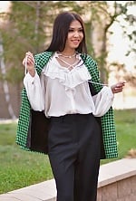 Ukrainian mail order bride Gulbanu from Almaty with brunette hair and brown eye color - image 4