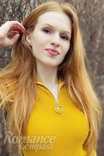 Ukrainian mail order bride Valeria from Zaporozhye with red hair and brown eye color - image 1