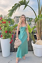 Ukrainian mail order bride Victoria from Vienna with light brown hair and hazel eye color - image 10
