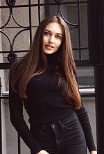 Ukrainian mail order bride Natallia from Rechytsa with light brown hair and green eye color - image 4