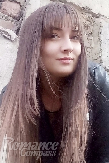 Ukrainian mail order bride Sofiya from Donetsk with brunette hair and grey eye color - image 1