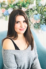 Ukrainian mail order bride Bogdana from Aleksandria with light brown hair and brown eye color - image 7