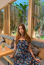 Ukrainian mail order bride Anna from Lutsk with brunette hair and green eye color - image 15