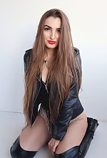 Ukrainian mail order bride Irina from Kiev with brunette hair and brown eye color - image 9