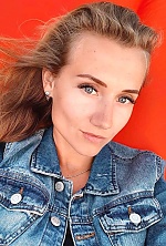 Ukrainian mail order bride Maiya from Minsk with blonde hair and blue eye color - image 7