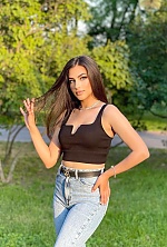 Ukrainian mail order bride Victoria from Kiev with brunette hair and grey eye color - image 3