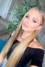 Ukrainian mail order bride Inga from Barcelona with blonde hair and blue eye color - image 9