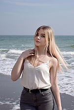 Ukrainian mail order bride Karina from Kiev with blonde hair and grey eye color - image 5