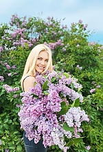 Ukrainian mail order bride Yana from Milan with blonde hair and green eye color - image 3
