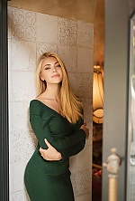 Ukrainian mail order bride Yana from Milan with blonde hair and green eye color - image 6