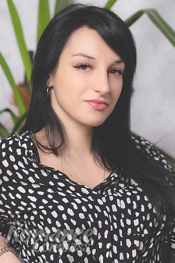 Ukrainian mail order bride Alena from Zaporozhye with black hair and brown eye color - image 1