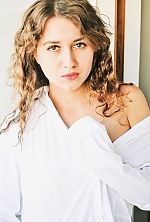 Ukrainian mail order bride Daria from Kiev with light brown hair and green eye color - image 4
