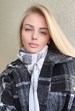 Ukrainian mail order bride Elizaveta from Kiev with light brown hair and blue eye color - image 7