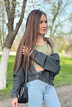Ukrainian mail order bride Anastasia from Kiev with light brown hair and brown eye color - image 3