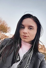 Ukrainian mail order bride Dina from Kremenchug with light brown hair and green eye color - image 4