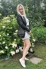 Ukrainian mail order bride Julia from Svetogorsk with blonde hair and grey eye color - image 4