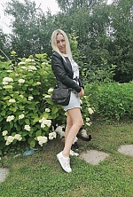 Ukrainian mail order bride Julia from Svetogorsk with blonde hair and grey eye color - image 3