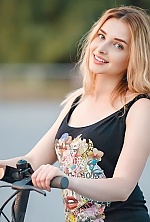 Ukrainian mail order bride Nadya from Ivano-Frankivsk with blonde hair and green eye color - image 2