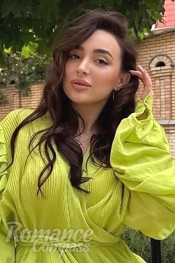 Ukrainian mail order bride Valeria from Kiev with brunette hair and hazel eye color - image 1
