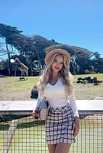 Ukrainian mail order bride Kamila from Sacramento with blonde hair and green eye color - image 14