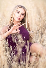 Ukrainian mail order bride Kamila from Sacramento with blonde hair and green eye color - image 3