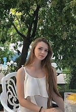 Ukrainian mail order bride Ksenia from Chicago with light brown hair and green eye color - image 9