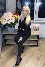Ukrainian mail order bride Diana from Kiev with blonde hair and green eye color - image 3