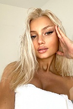 Ukrainian mail order bride Aleksandra from Kiev with blonde hair and brown eye color - image 11