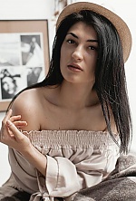 Ukrainian mail order bride Angelina from Kiev with black hair and black eye color - image 4