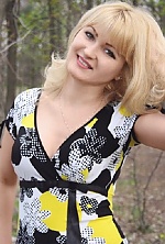 Ukrainian mail order bride Julia from Zaporozhye with blonde hair and hazel eye color - image 2