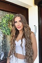 Ukrainian mail order bride Karyna from Bremen with light brown hair and green eye color - image 15
