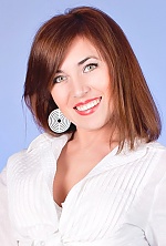 Ukrainian mail order bride Irina from Antracit with light brown hair and hazel eye color - image 4