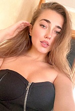 Ukrainian mail order bride Kateryna from Ternopil with light brown hair and green eye color - image 4