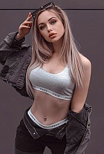 Ukrainian mail order bride Alondra from Berlin with blonde hair and blue eye color - image 9
