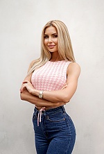 Ukrainian mail order bride Lilia from Krakow with blonde hair and green eye color - image 9