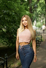 Ukrainian mail order bride Lilia from Krakow with blonde hair and green eye color - image 7