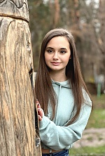 Ukrainian mail order bride Daria from Uzhgorod with light brown hair and brown eye color - image 5