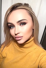 Ukrainian mail order bride Anna from Dnipro with blonde hair and green eye color - image 6
