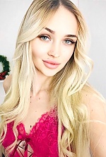 Ukrainian mail order bride Anna from Dnipro with blonde hair and green eye color - image 2